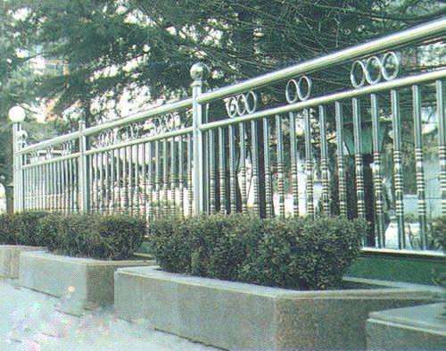 新民不銹鋼護(hù)欄