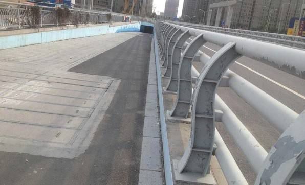 橋梁防撞護(hù)欄