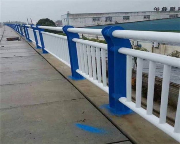 不銹鋼防撞護欄